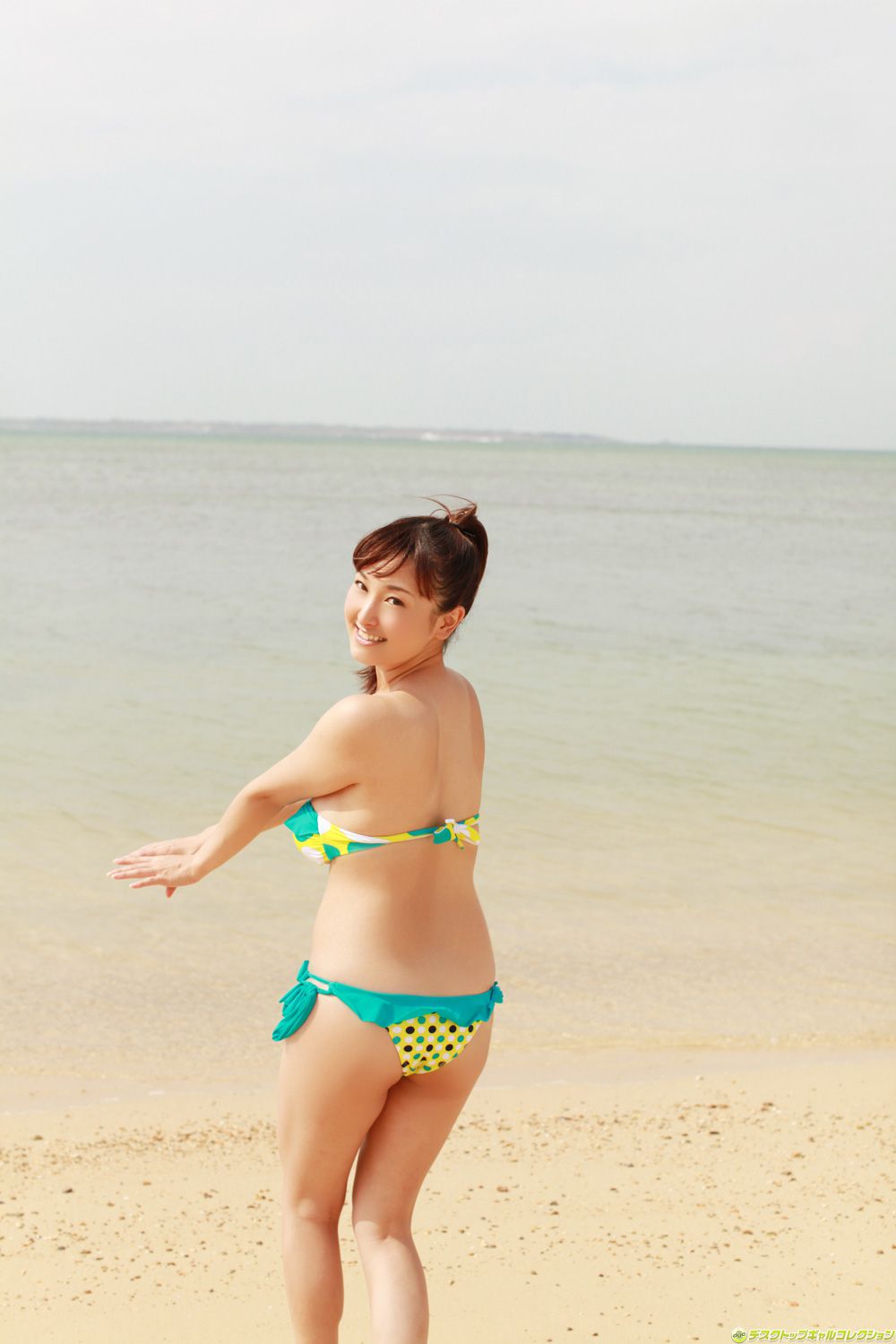 M940-中川朋美《胸元からこぼれ落ちるダイナマイトJカップ》 [DGC] NO.1078 - 94零社区 DGC-第95张