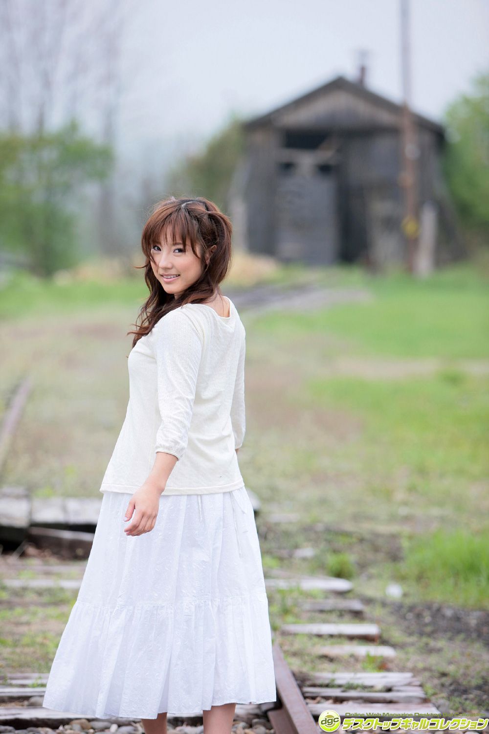 M940-川奈栞《グラビア界で最も大胆なＧカップアイドル！》 [DGC] NO.1206 - 94零社区 DGC-第2张
