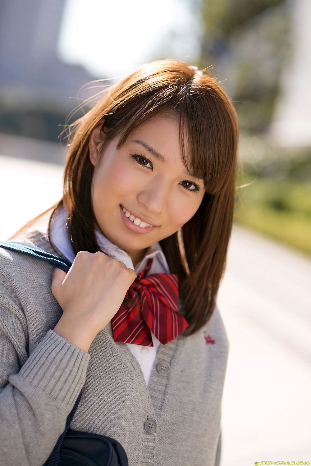 M940-椎名理紗《美巨乳すぎる居酒屋店員が脱いじゃった！》 [DGC] NO.1104 - 94零社区 DGC-第1张