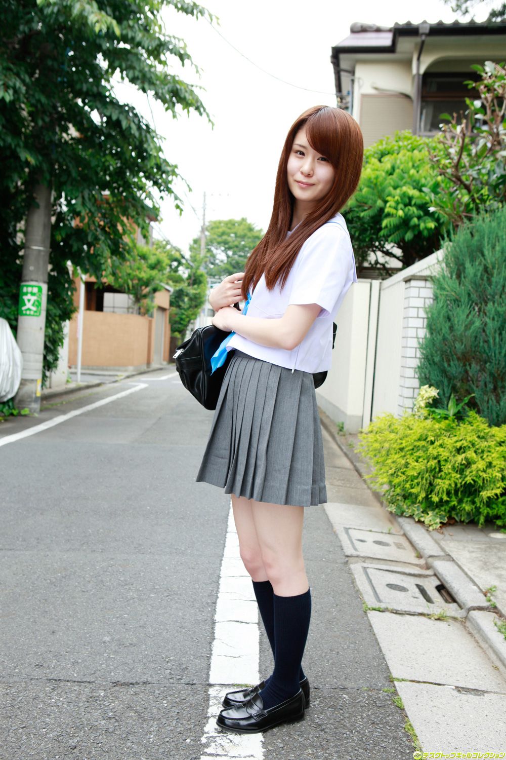 M940-朝菜栞《甘いロリフェイスと制服の完全なる融合！》 [DGC] NO.1040 - 94零社区 DGC-第1张
