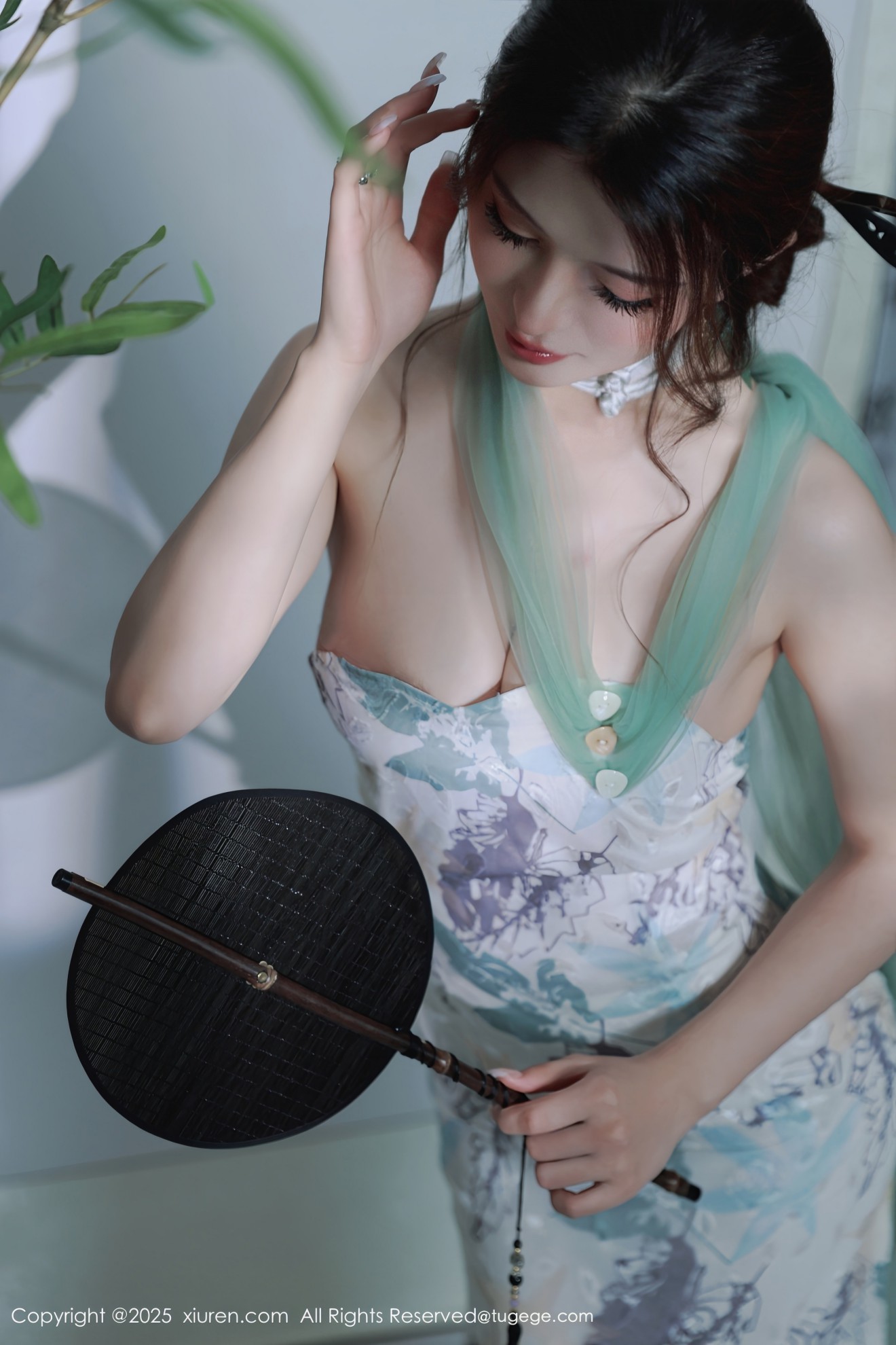 [XIUREN秀人网] 2025.08.27 NO.10694 阿依莎 [94零社区]