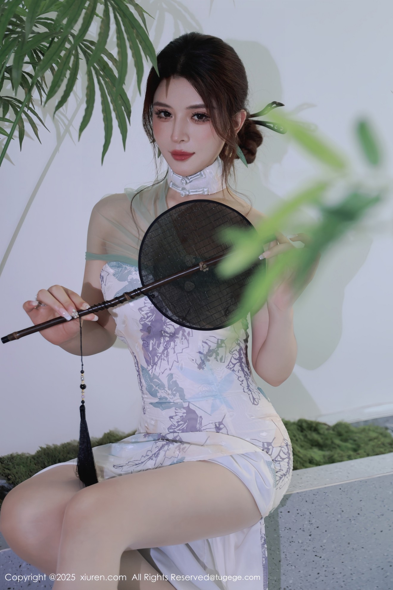 [XIUREN秀人网] 2025.08.27 NO.10694 阿依莎 [94零社区]