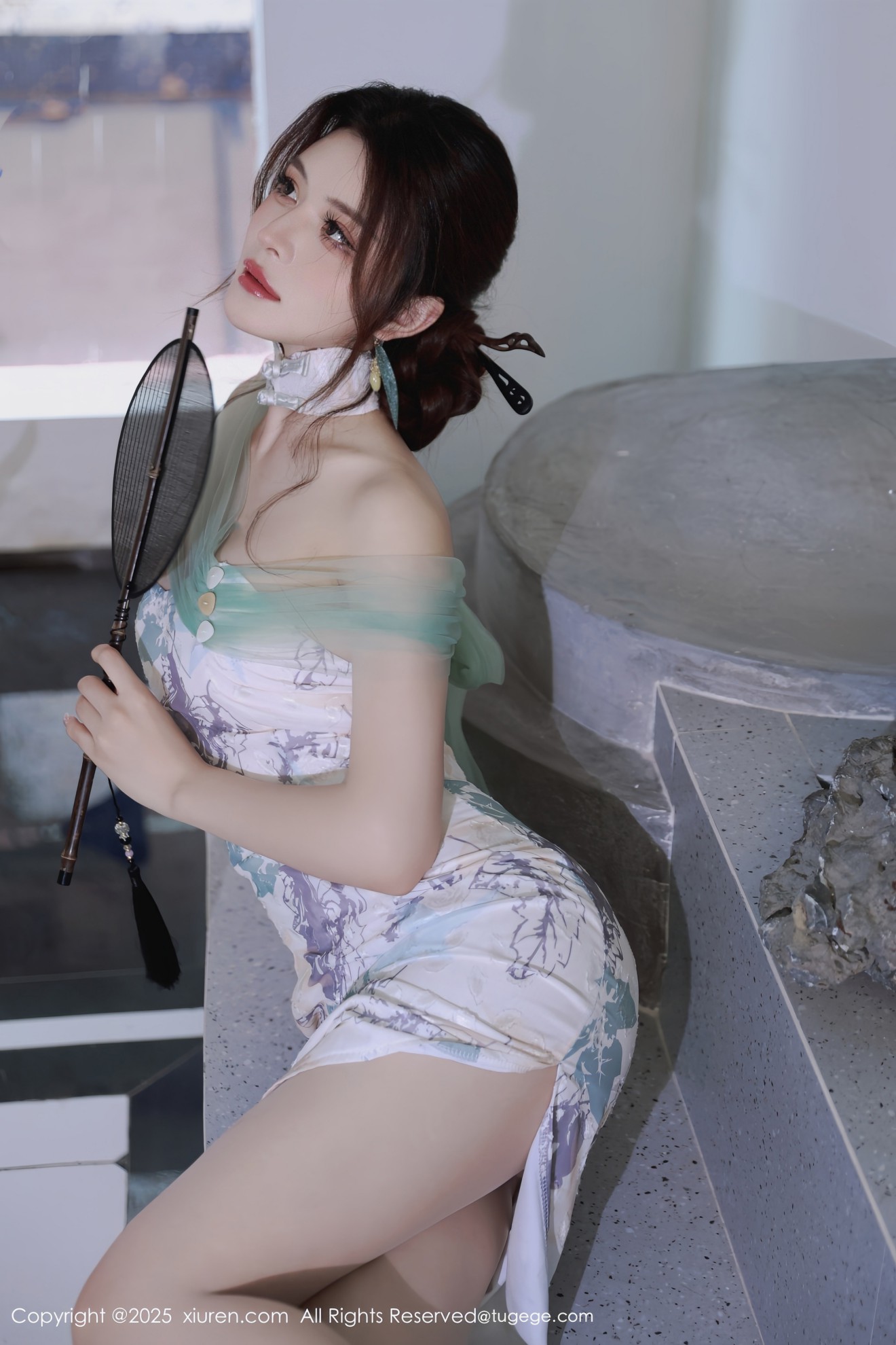 [XIUREN秀人网] 2025.08.27 NO.10694 阿依莎 [94零社区]