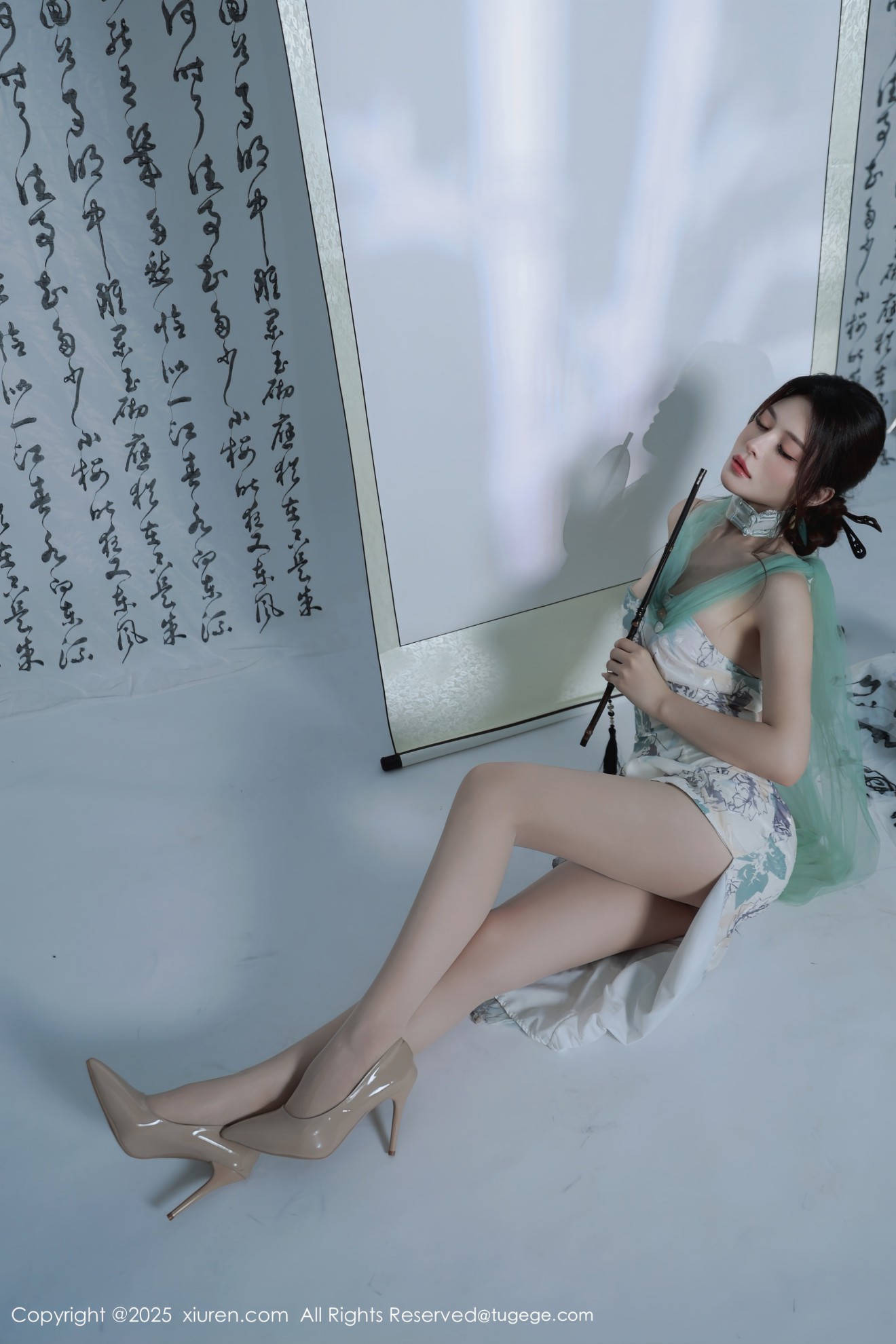 [XIUREN秀人网] 2025.08.27 NO.10694 阿依莎 [94零社区]