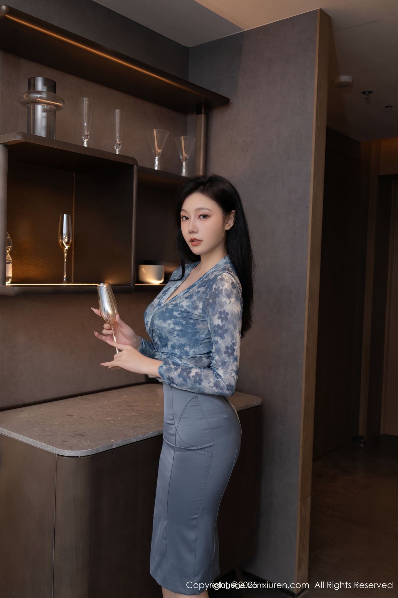 [XIUREN秀人网] 2025.08.26 NO.10693 安然anran [94零社区]