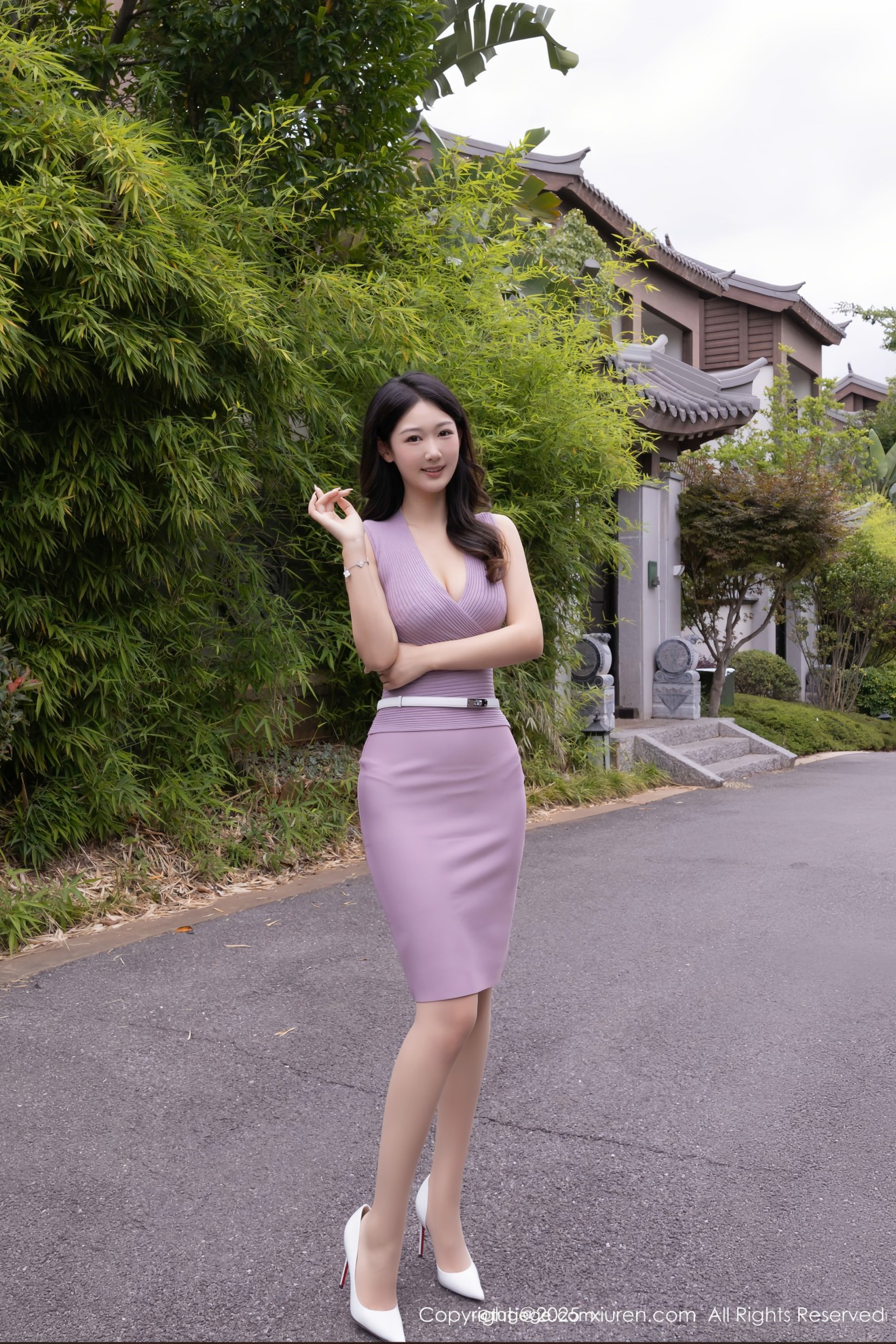 [XIUREN秀人网] 2025.09.01 NO.10716 唐安琪 [94零社区]