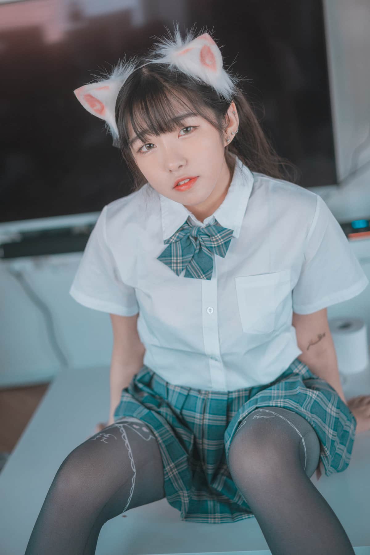 SonSon (손손) 写真合集 69套